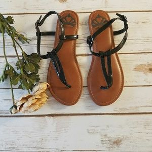 🥀Fergalicious Women's Sandals Size 8